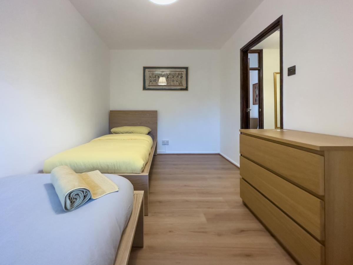 Beautiful 2 Bedroom & Balcony Flat In Central London Eksteriør bilde