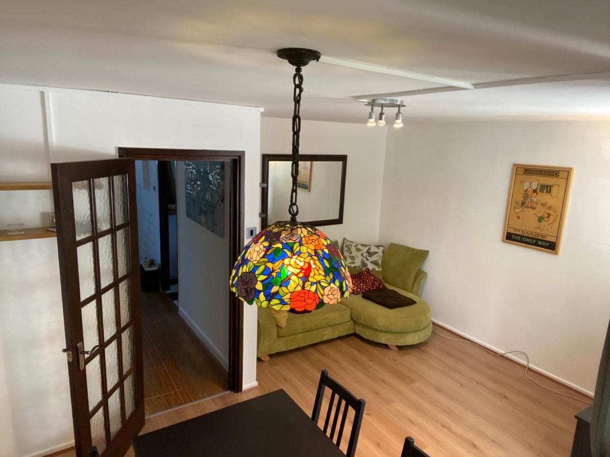 Beautiful 2 Bedroom & Balcony Flat In Central London Eksteriør bilde